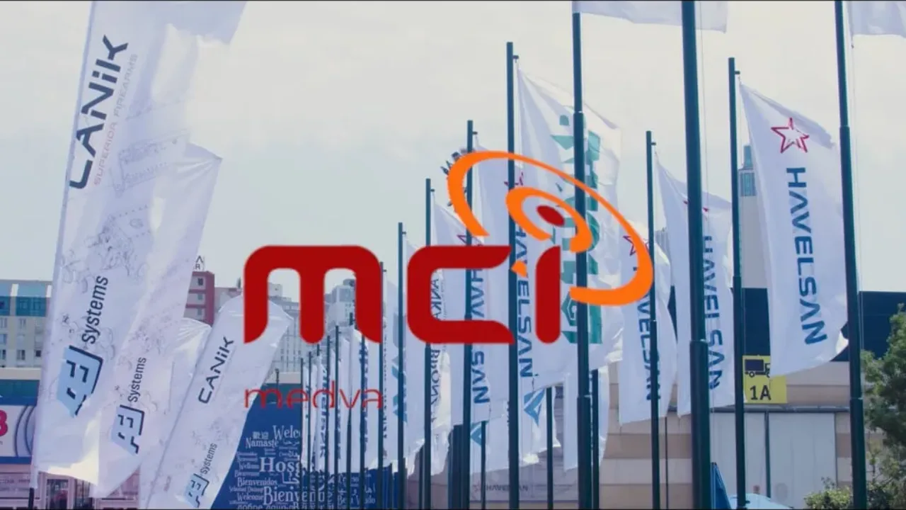 IDEF 2023 fuar alanı ve Medya Canlı logosu